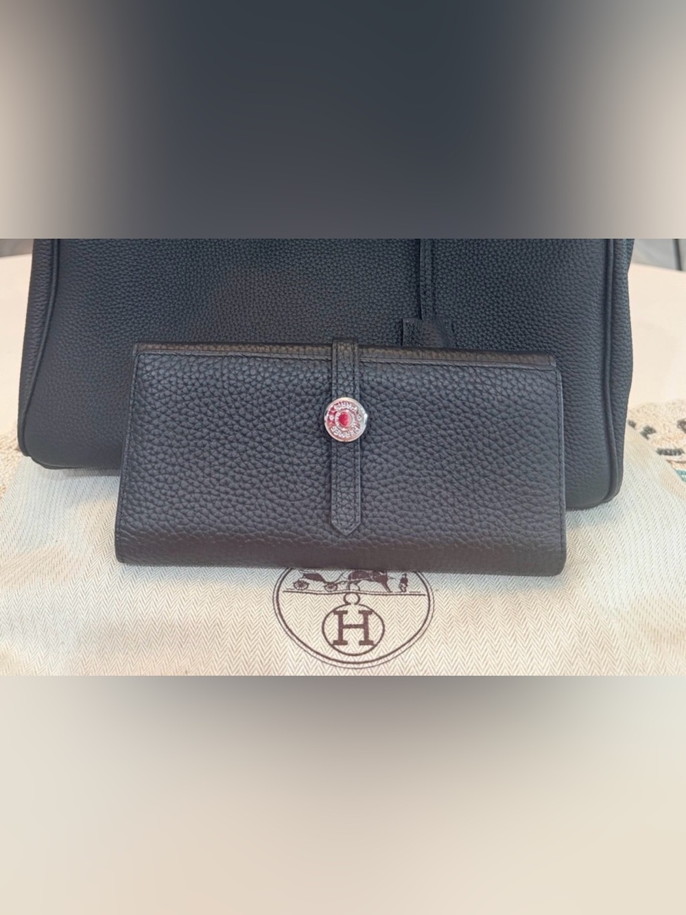 H Berkin Wallet Leather Black Lock